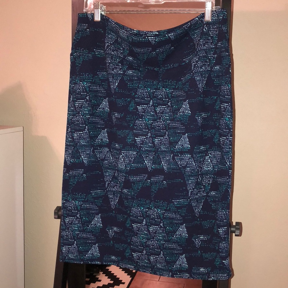 NWOT Lularoe Cassie XL